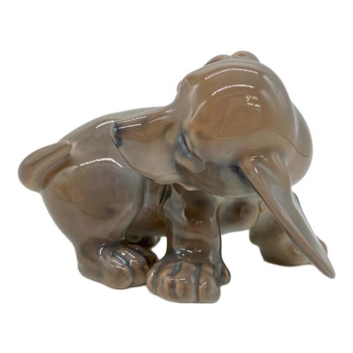 ROYAL COPENHAGEN (ロイヤル・コペンハーゲン) ダックスフンド フィギュリン 102