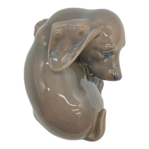 ROYAL COPENHAGEN (ロイヤル・コペンハーゲン) ダックスフンド フィギュリン 102