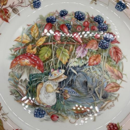 ROYAL DOULTON (ロイヤルドルトン) ブランベリーヘッジ フォーシーズンズ プレート 3Pセット