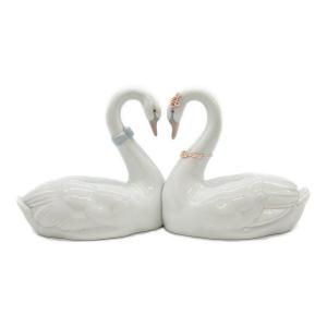 リヤドロ (LLADRO) エンドレスラブ フィギュリン