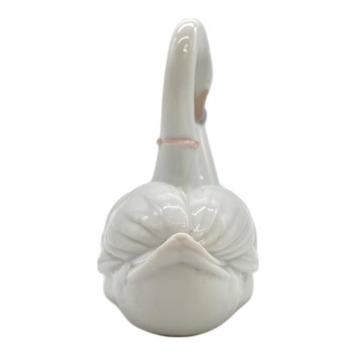 リヤドロ (LLADRO) エンドレスラブ フィギュリン