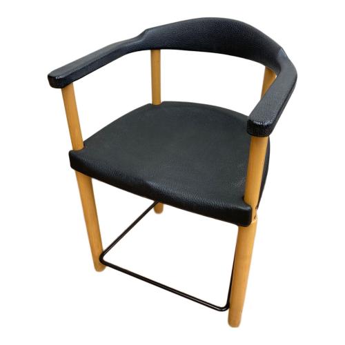 CASSINA (カッシーナ) レオナルドチェア ブラック×ナチュラル