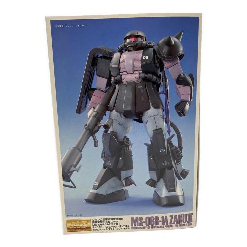 BANDAI (バンダイ) MG 1/100スケール MS-06R-1A[ザクⅡ]チームカラーバリエーション 黒い三連星 ガンプラ