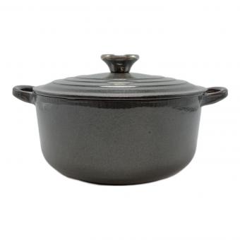 LE CREUSET (ルクルーゼ) ココット・ロンド 両手鍋 20cm