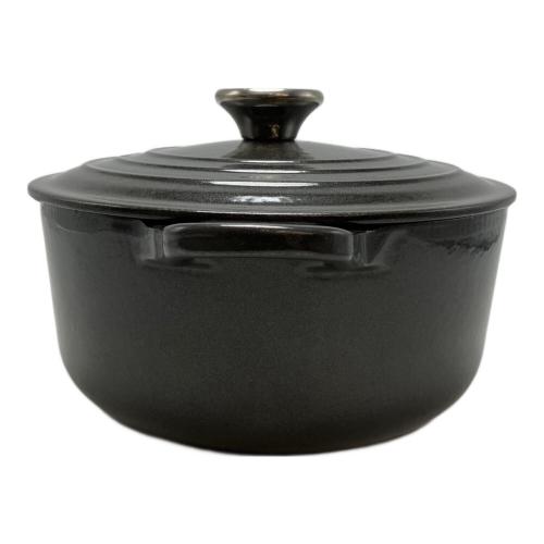 LE CREUSET (ルクルーゼ) ココット・ロンド 両手鍋 20cm