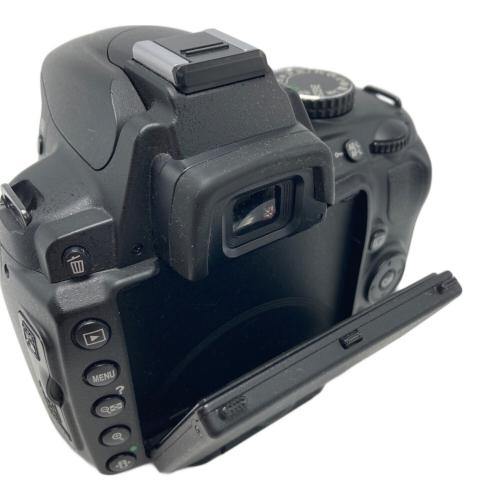 Nikon (ニコン) D5000 デジタル一眼レフカメラ