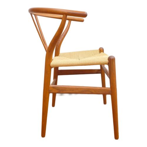 Carl Hansen&Son (カールハンセンアンドサン) Yチェア CH24
