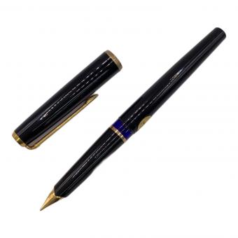 Pelikan (ペリカン) 万年筆 ブラック