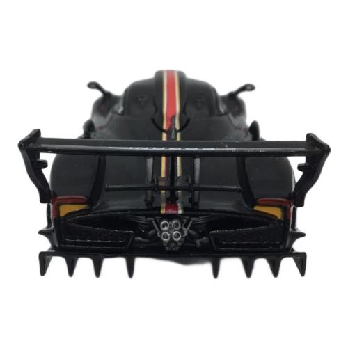 パガーニ ゾンダ レボリューション ネロ オロ GLOBAL64 モデルカー 箱付 TARMAC WORKS(ターマックワークス)