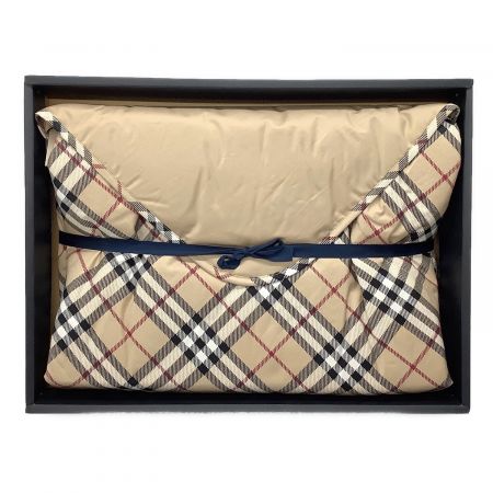 BURBERRY LONDON (バーバリーロンドン) 羽毛膝掛け 150×70cm ダウン70% フェザー30%｜トレファクONLINE