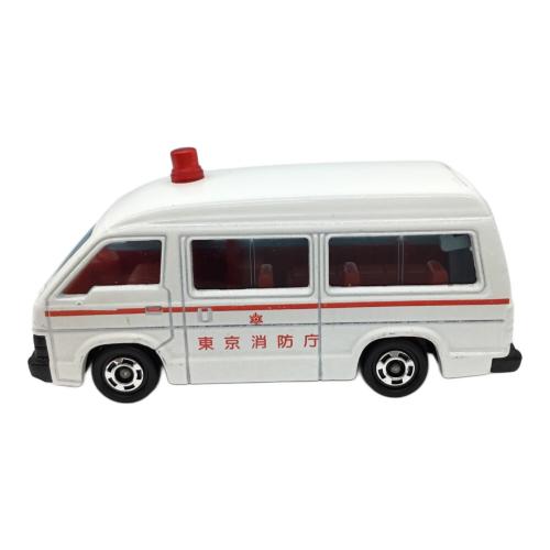 No.36 ハイエース 救急車 トミカ TOMY(トミー)