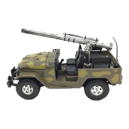 yonezawa (ヨネザワ) ミニカー トヨタ ランドクルーザー バズーカ砲 T-2 キズ・ヨゴレ・塗装剥げ有