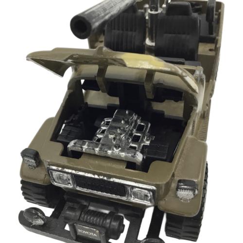 yonezawa (ヨネザワ) ミニカー トヨタ ランドクルーザー バズーカ砲 T-2 キズ・ヨゴレ・塗装剥げ有
