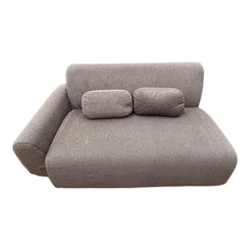 NOYES (ノイス) ワンアームソファー MARUCCO ライトブラウン クッション付 2人掛けソファー