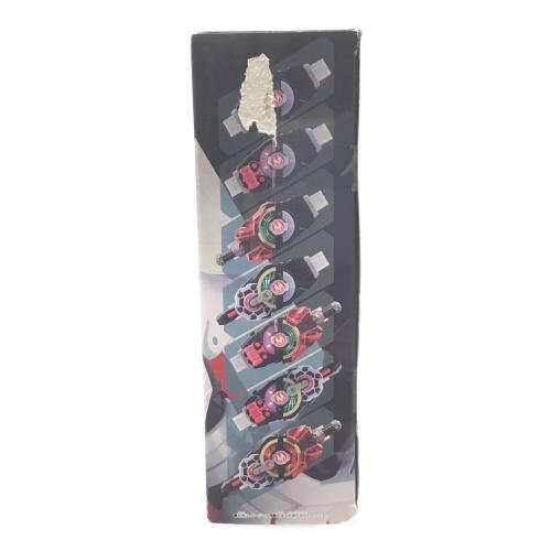 仮面ライダーギーツ (カメンライダーギーツ) DXデザイアドライバー＆ゾンビレイズバックル＆レイズバックルホルダー 程度B(箱ダメージ有) ※付属品欠品有