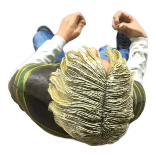 カート・コバーン フィギュア ジャンク品 NECA(ネカ)｜トレファクONLINE