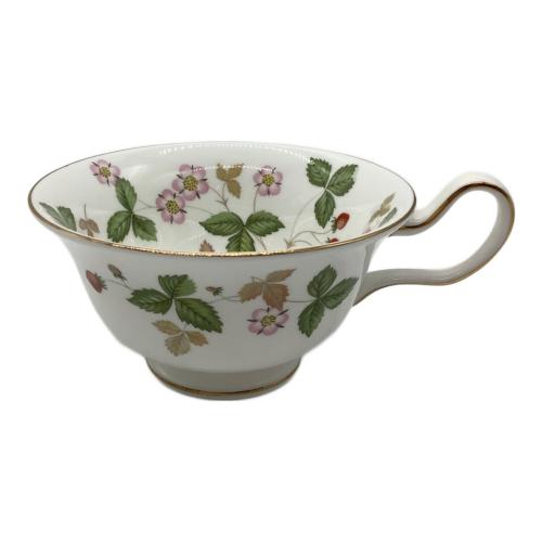 Wedgwood (ウェッジウッド) ワイルドストロベリー カップ&ソーサー