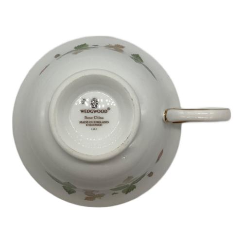 Wedgwood (ウェッジウッド) ワイルドストロベリー カップ&ソーサー