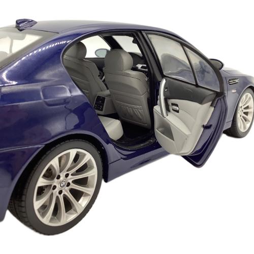 京商 (キョウショウ) BMW M5 Sedan E60 ミニカー ダイキャスト 1/18