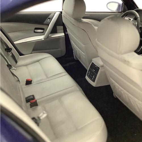 京商 (キョウショウ) BMW M5 Sedan E60 ミニカー ダイキャスト 1/18