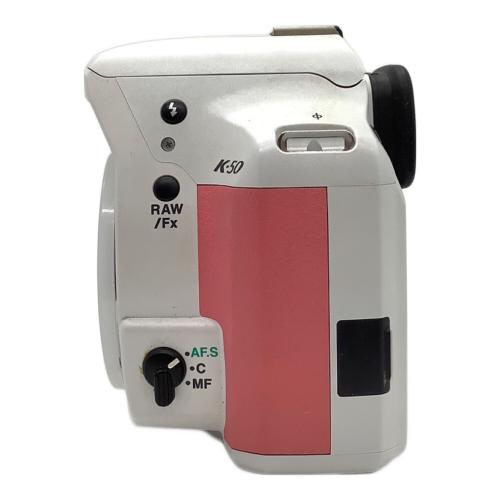 PENTAX (ペンタックス) K-50 ダブルレンズキット ホワイト デジタル一眼レフカメラ