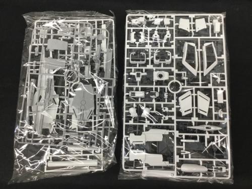 Hi-νガンダム 1/100 MG Ver.Ka 機動戦士ガンダム 逆襲のシャア ベルトーチカ・チルドレン ガンプラ 未組立品