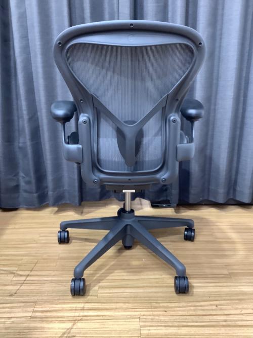 Herman Miller (ハーマンミラー) Aeron Chair Remastered Lite SIZE A グラファイトカラー リマスタード ライト