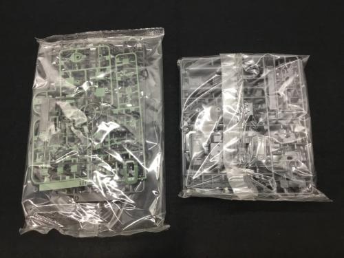 量産型ザク+ビッグ・ガン(GUNDAM THUNDERBOLT Ver.) 機動戦士ガンダム サンダーボルト 1/144 HG GUNDAM THUNDERBOLT BANDAI(バンダイ) ガンプラ 未組立品