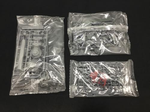 量産型ザク+ビッグ・ガン(GUNDAM THUNDERBOLT Ver.) 機動戦士ガンダム サンダーボルト 1/144 HG GUNDAM THUNDERBOLT BANDAI(バンダイ) ガンプラ 未組立品