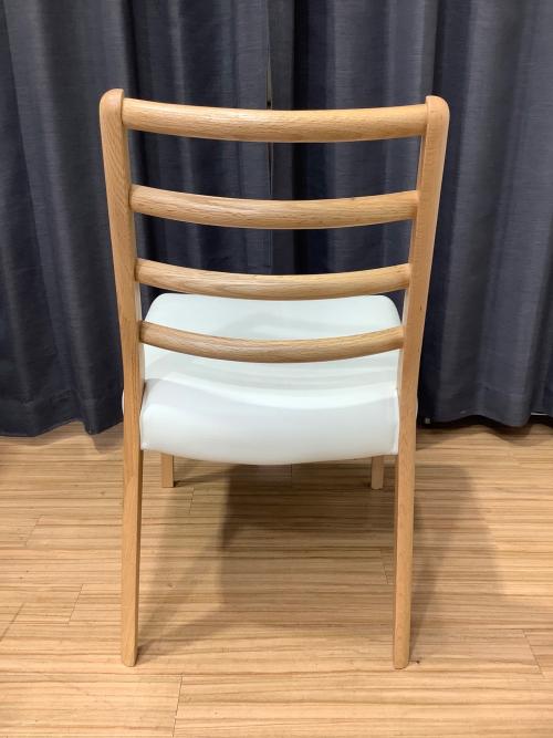 IDC大塚家具 (アイディーシーオオツカカグ) シネマ3 ダイニングチェアー ナチュラル