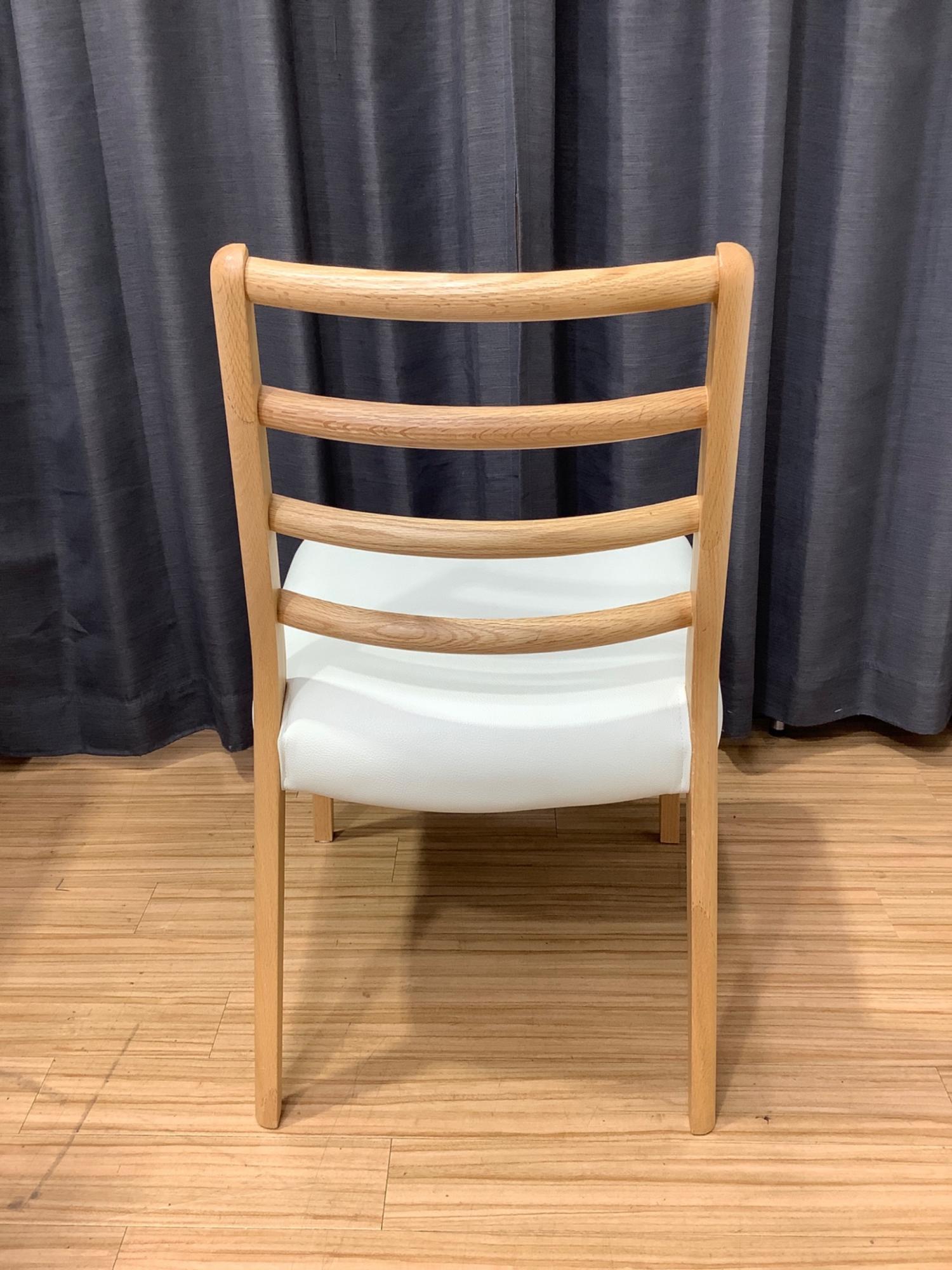 IDC大塚家具 (アイディーシーオオツカカグ) シネマ3 ダイニング
