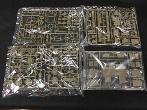 ドラゴン・ワゴン アメリカ40トン戦車運搬車 1/35 ミリタリーミニチュアシリーズ No.230 TAMIYA(タミヤ) 未組立品