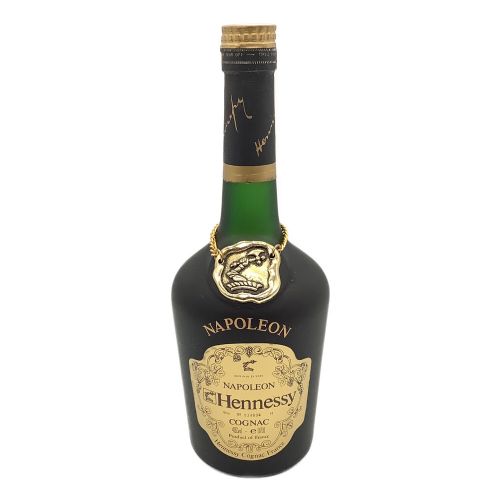 ヘネシー (Hennessy) コニャック 細かなキズ・ヨゴレ有 700ml 本体のみ ブラスドール ナポレオン 金ラベル 未開封 フランス