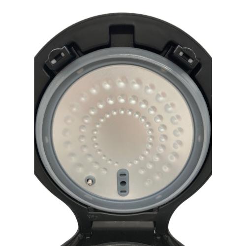 LOCABO (ロカボ) 炊飯器 表面キズ有 動作確認済 JM-C20E-B 2022年製 5合(1.0L) 程度B(軽度の使用感)