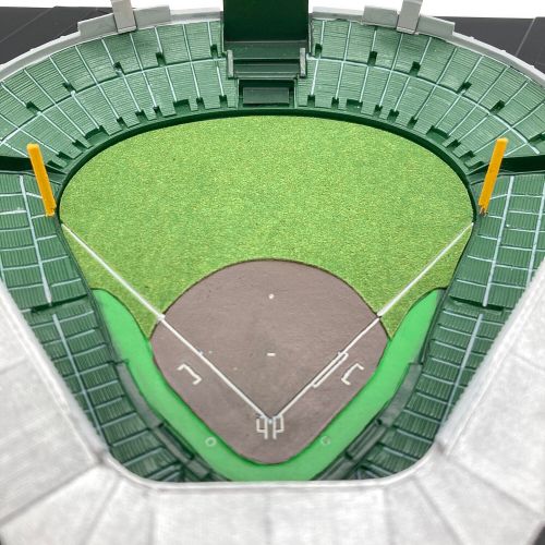 阪神タイガース (ハンシンタイガース) 甲子園球場ジオラマ模型 甲子園球場開場100周年限定記念品