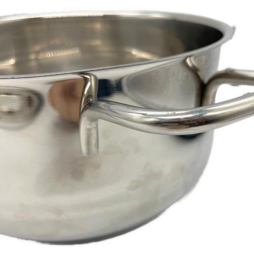 WMF (ヴェーエムエフ) キャセロール シルバーカラー 20cm DIADEM PLUS