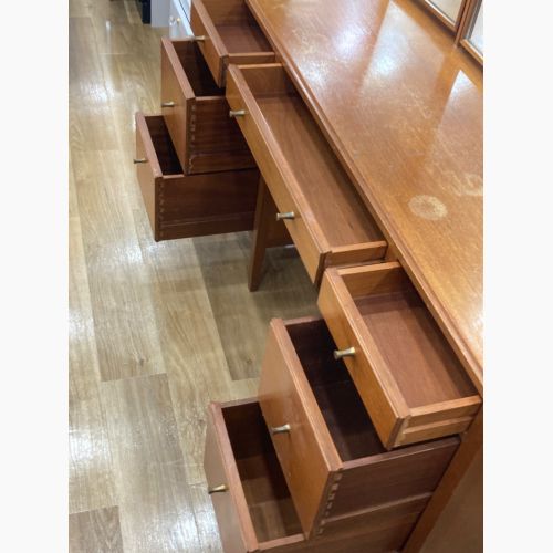 LOUGHBOROUGH FURNITURE 3面ドレッサー ブラウン 295