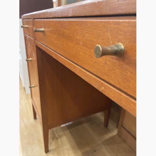 LOUGHBOROUGH FURNITURE 3面ドレッサー ブラウン 295