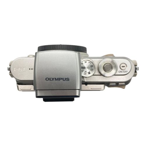 OLYMPUS (オリンパス) ミラーレス一眼カメラ ダブルズームキット E-PL8 1720万画素 IM001