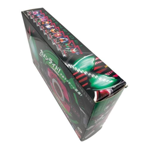 BANDAI (バンダイ) 仮面ライダー ヨゴレ有 変身ベルト DXネオディケイドライバー 動作確認済み