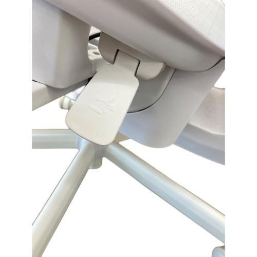 COFO (コフォ) オフィスチェア ホワイト 240 COFO Chair Pro