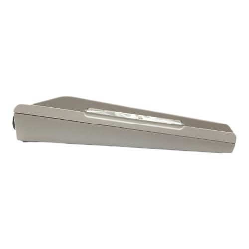 ZOOM (ズーム) マルチトラックレコーダー R16 ※通電確認のみ