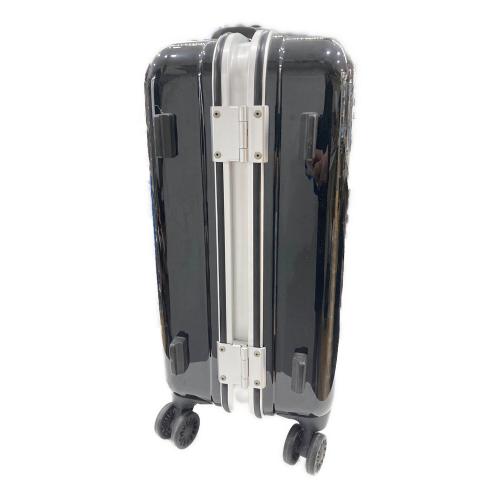 Mercedes Benz (メルセデスベンツ) キャリーバッグ ブラック×シルバー