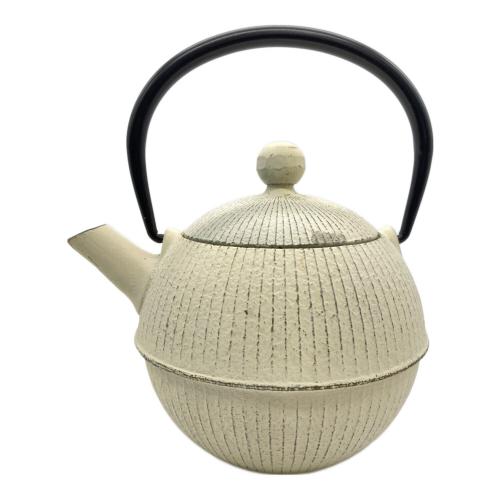 南部鉄器 (ナンブテッキ) 急須鉄瓶