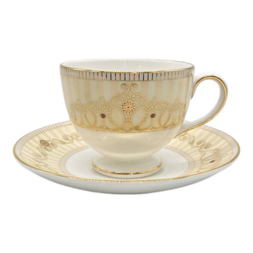 Wedgwood (ウェッジウッド) カップ&ソーサー ホワイト×ゴールド アレクサンドラ・シャンパン