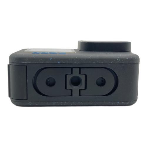 GoPro (ゴープロ) アクションカメラ 12 BLACK バッテリー・充電器・各種撮影用アタッチメント付き