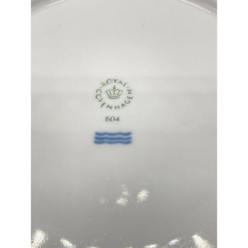 ROYAL COPENHAGEN (ロイヤル・コペンハーゲン) ディーププレート 21cm ホワイトフルーテッド