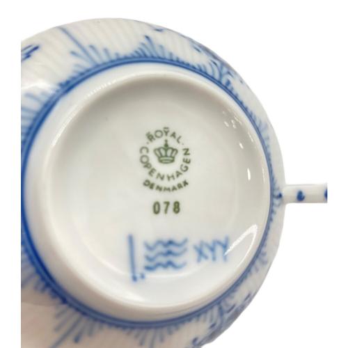 ROYAL COPENHAGEN (ロイヤル・コペンハーゲン) カップ&ソーサー 単客 ブルーフルーテッド・プレイン
