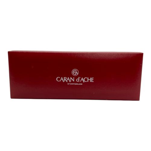 CARAN d'ACHE (カランダッシュ) ボールペン