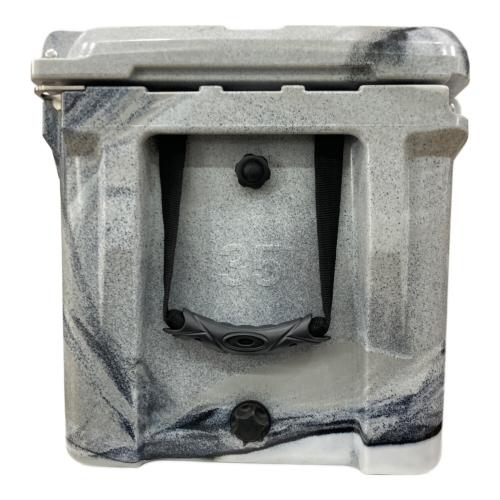 ICELAND COOLER (アイスランドクーラー) クーラーボックス 35QTN グレー